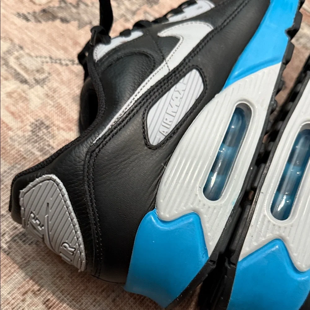 NEVER WORN Nike Men's AirMax 90 Black, Light Grey and Teal Sneakers - Picture 6 of 12